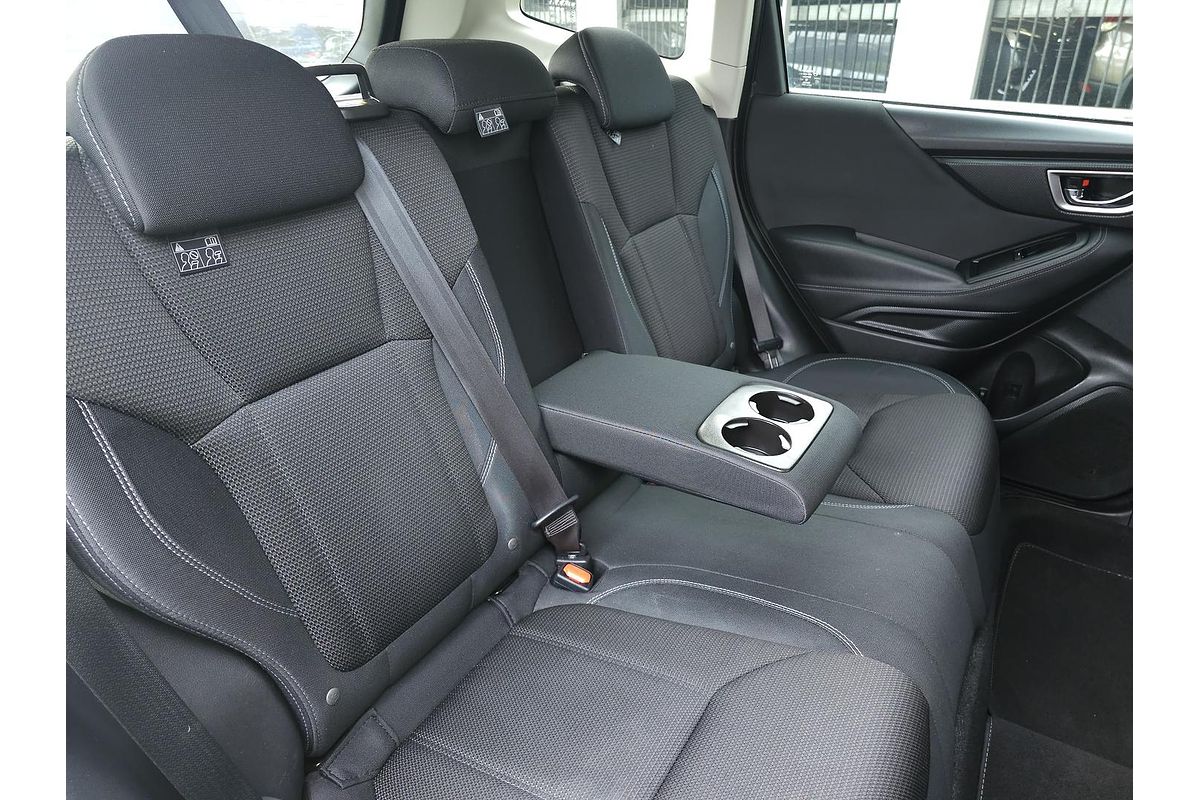2022 Subaru Forester 2.5i S5