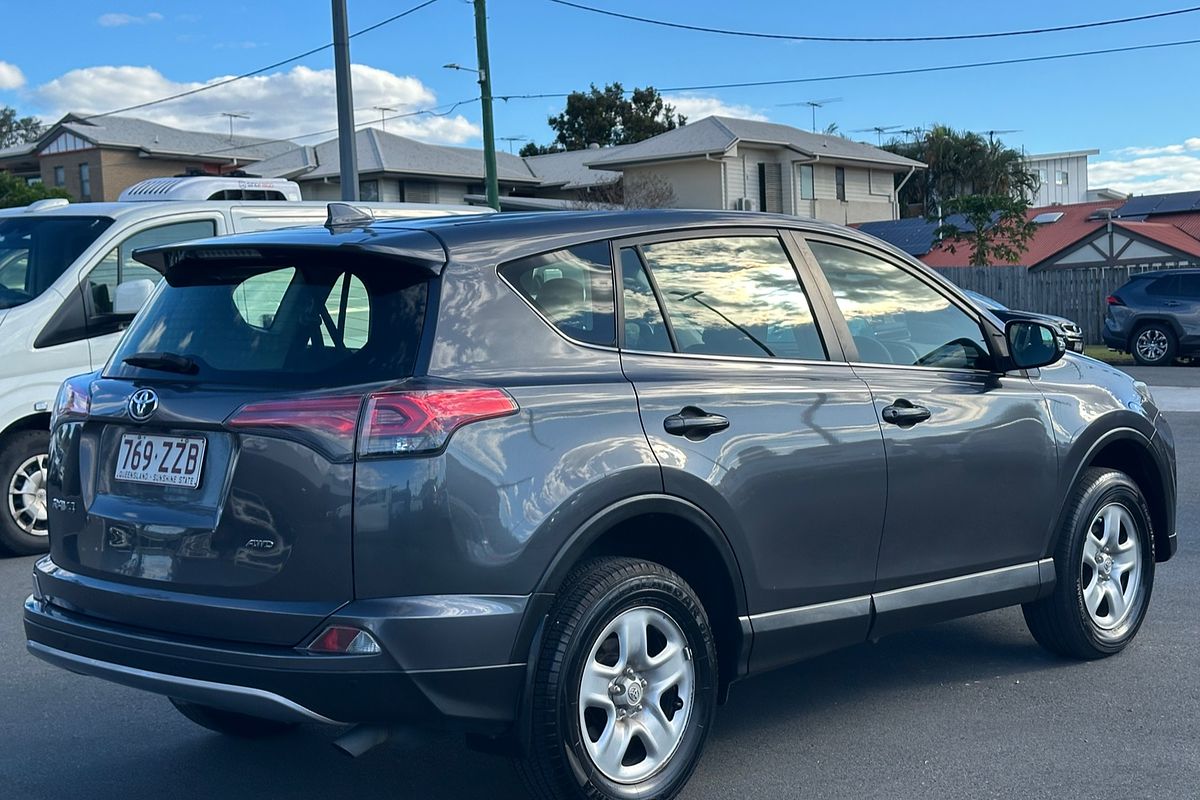 2018 Toyota RAV4 GX ASA44R