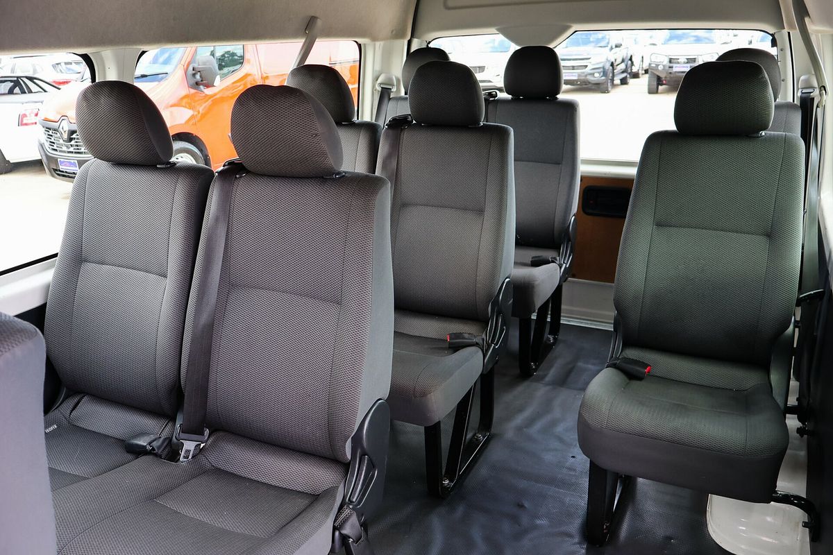 2018 Toyota Hiace Commuter TRH223R