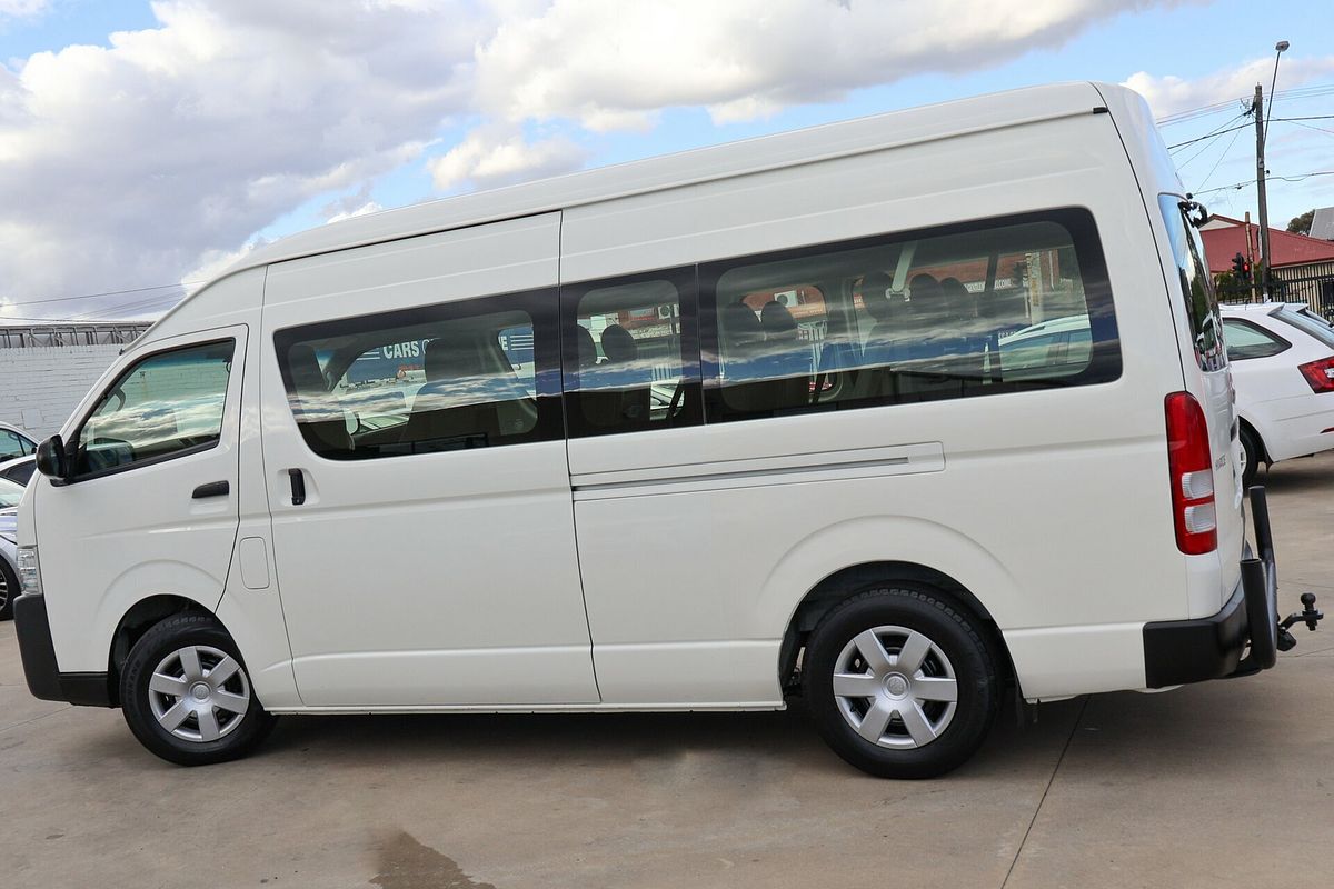 2018 Toyota Hiace Commuter TRH223R
