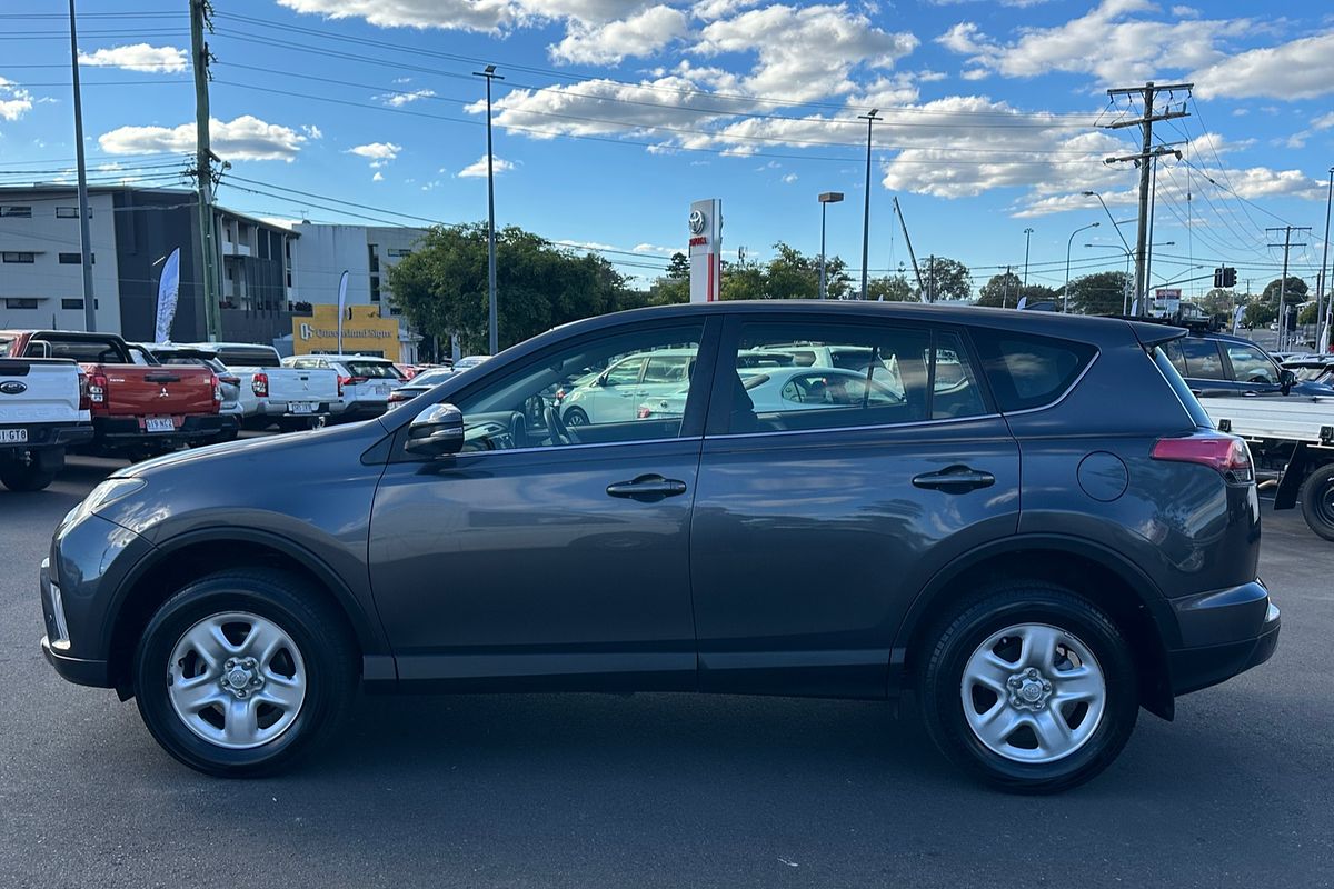 2018 Toyota RAV4 GX ASA44R