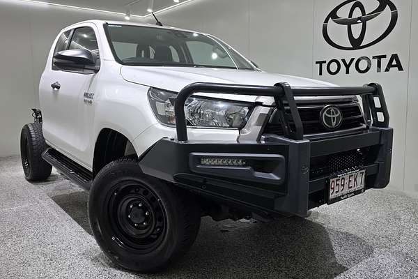 2021 Toyota Hilux Hilux 4x4 SR 2.8L T Diesel Automatic Extra Cab C/C GUN126R 4X4