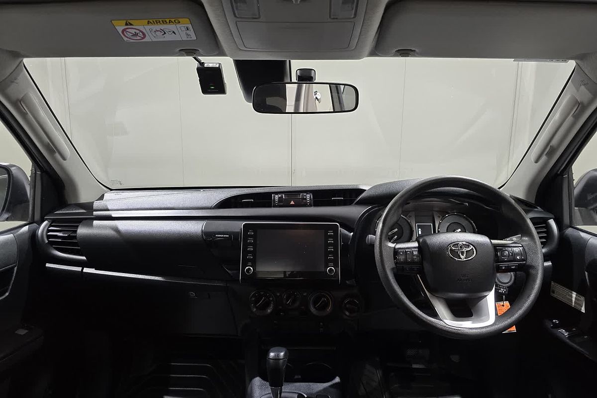 2021 Toyota Hilux Hilux 4x4 SR 2.8L T Diesel Automatic Extra Cab C/C GUN126R 4X4