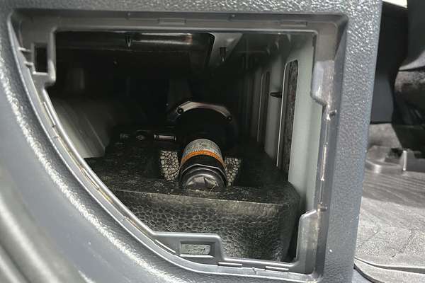 2021 Toyota Hilux Hilux 4x4 SR 2.8L T Diesel Automatic Extra Cab C/C GUN126R 4X4