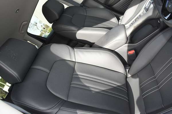 2024 Honda ZR-V e:HEV LX RZ