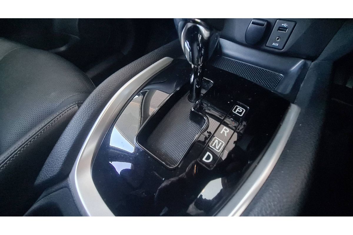 2014 Nissan X-TRAIL ST-L T32