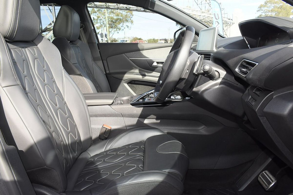 2020 Peugeot 3008 GT Line P84