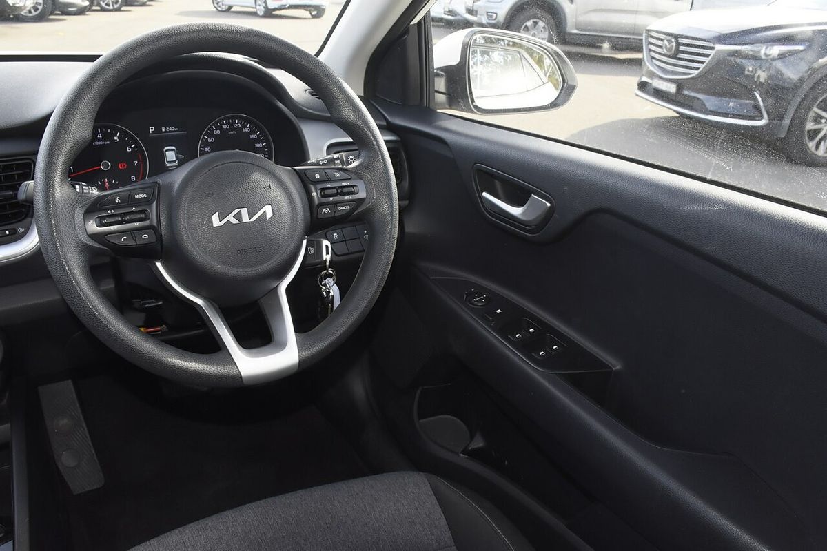 2023 Kia Stonic S YB