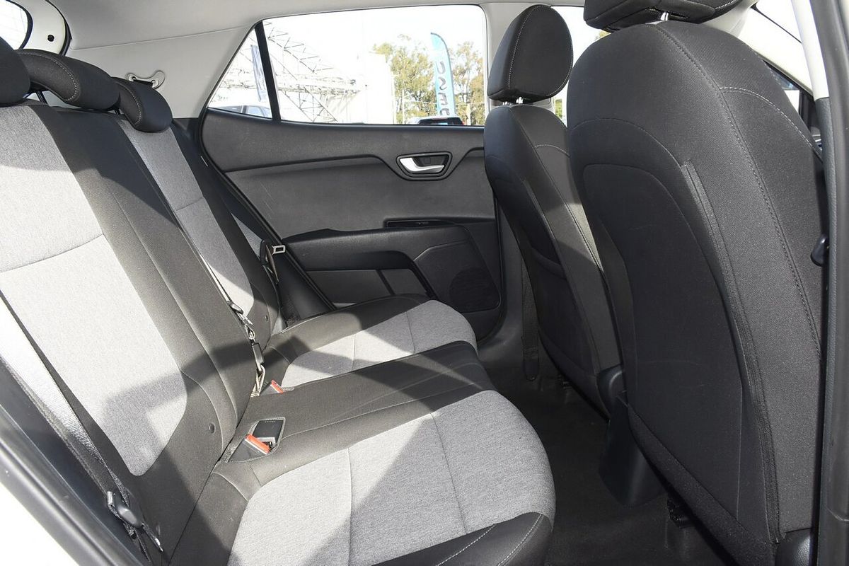 2023 Kia Stonic S YB