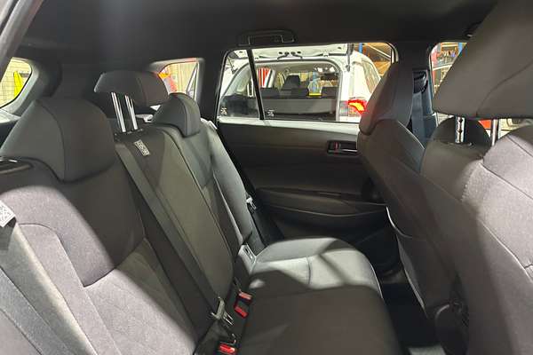 2024 Toyota Corolla Cross GX MXGH10R