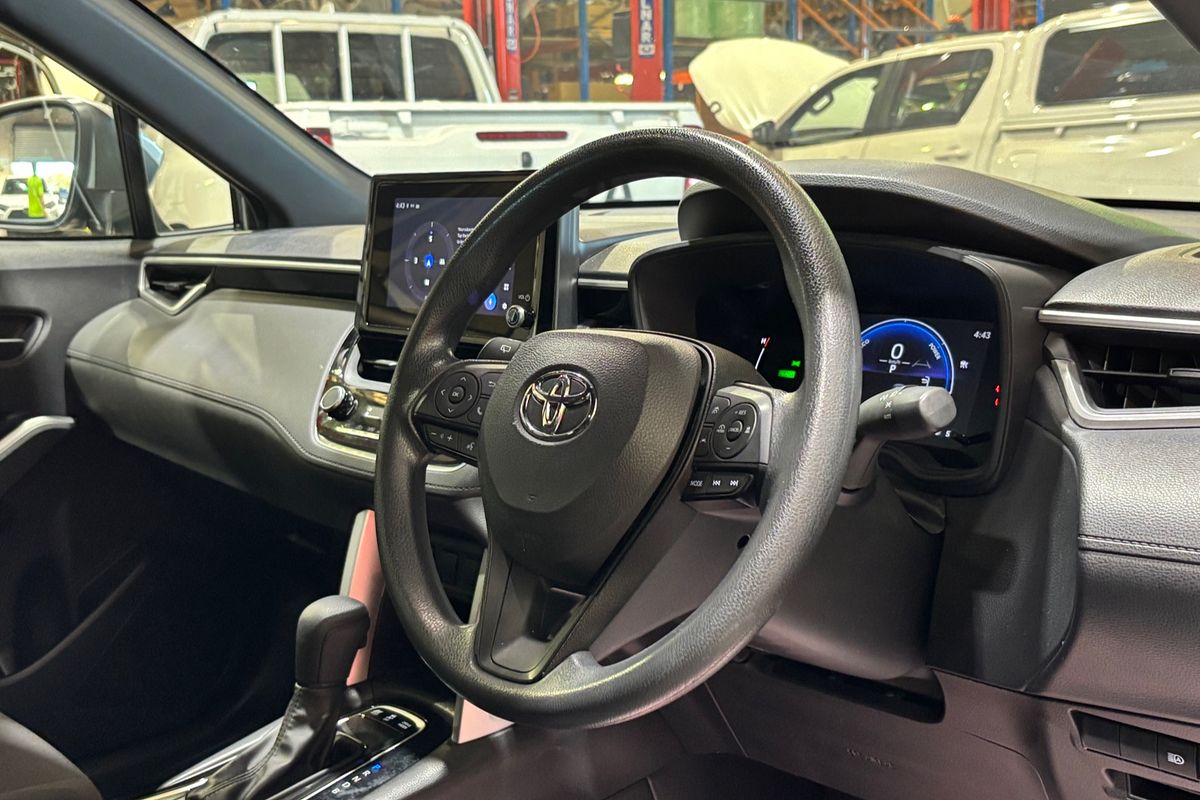 2024 Toyota Corolla Cross GX MXGH10R