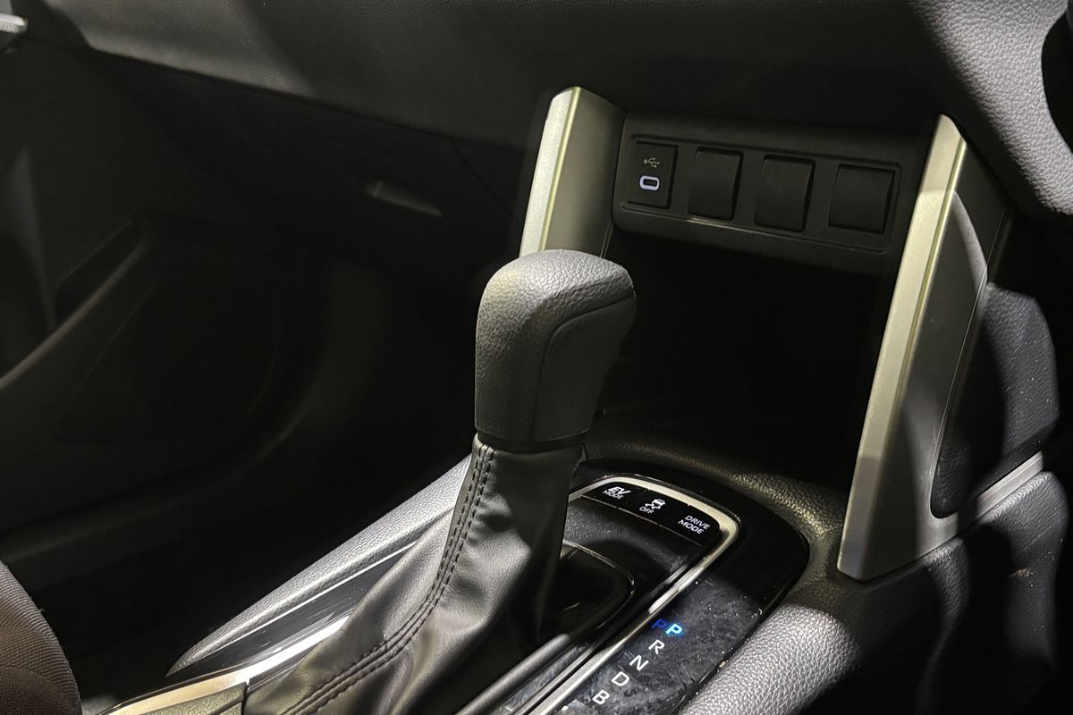 2024 Toyota Corolla Cross GX MXGH10R