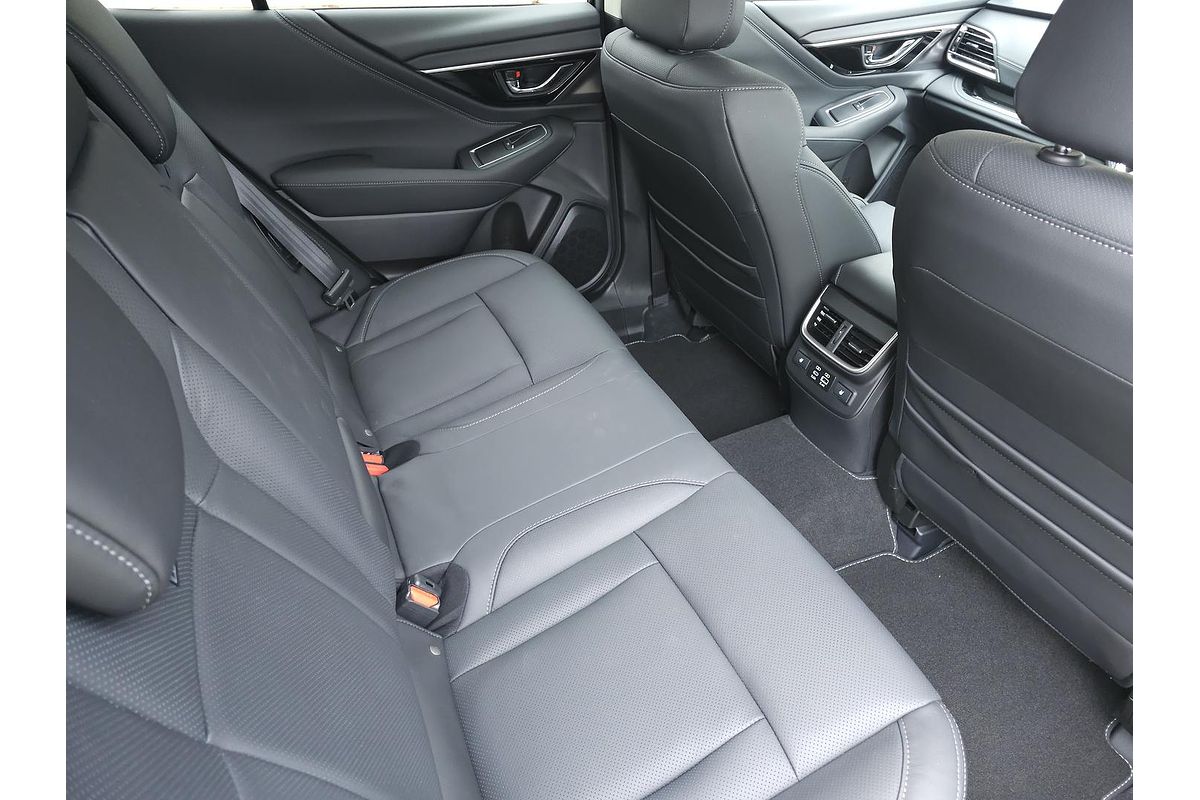 2025 Subaru Outback AWD Touring XT 6GEN