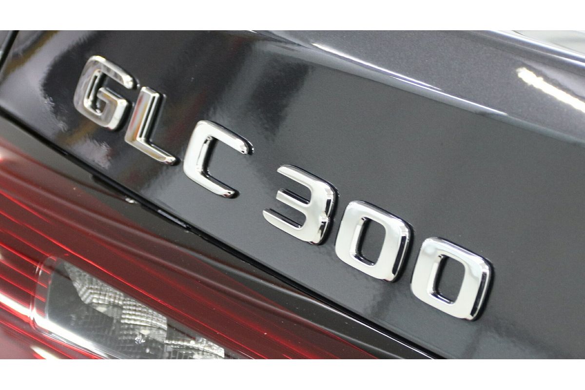 2025 Mercedes-Benz GLC-Class GLC300 C254