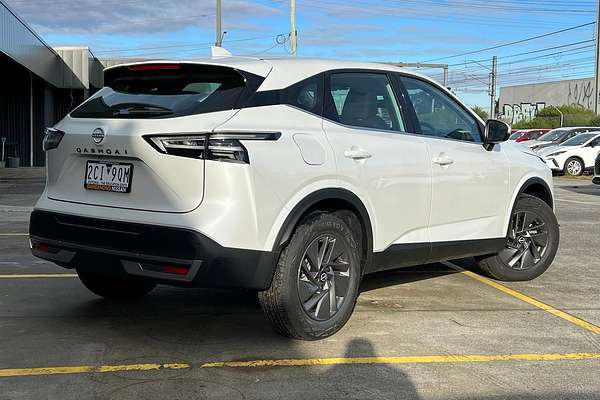 2024 Nissan QASHQAI ST J12