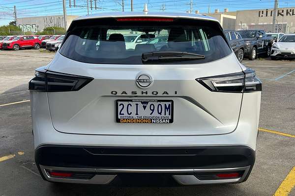 2024 Nissan QASHQAI ST J12
