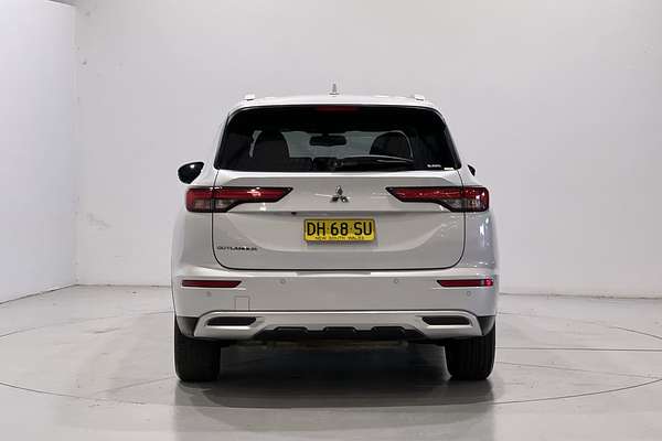 2023 Mitsubishi Outlander LS ZM