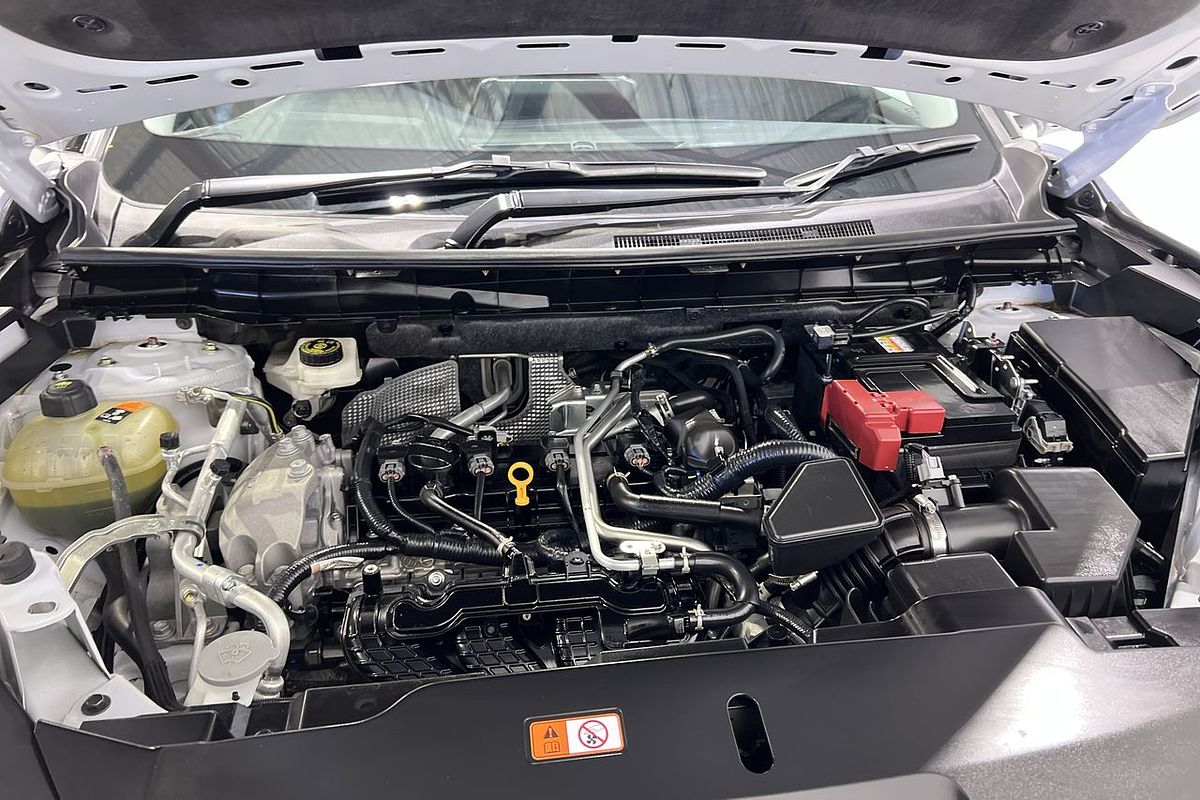 2023 Mitsubishi Outlander LS ZM