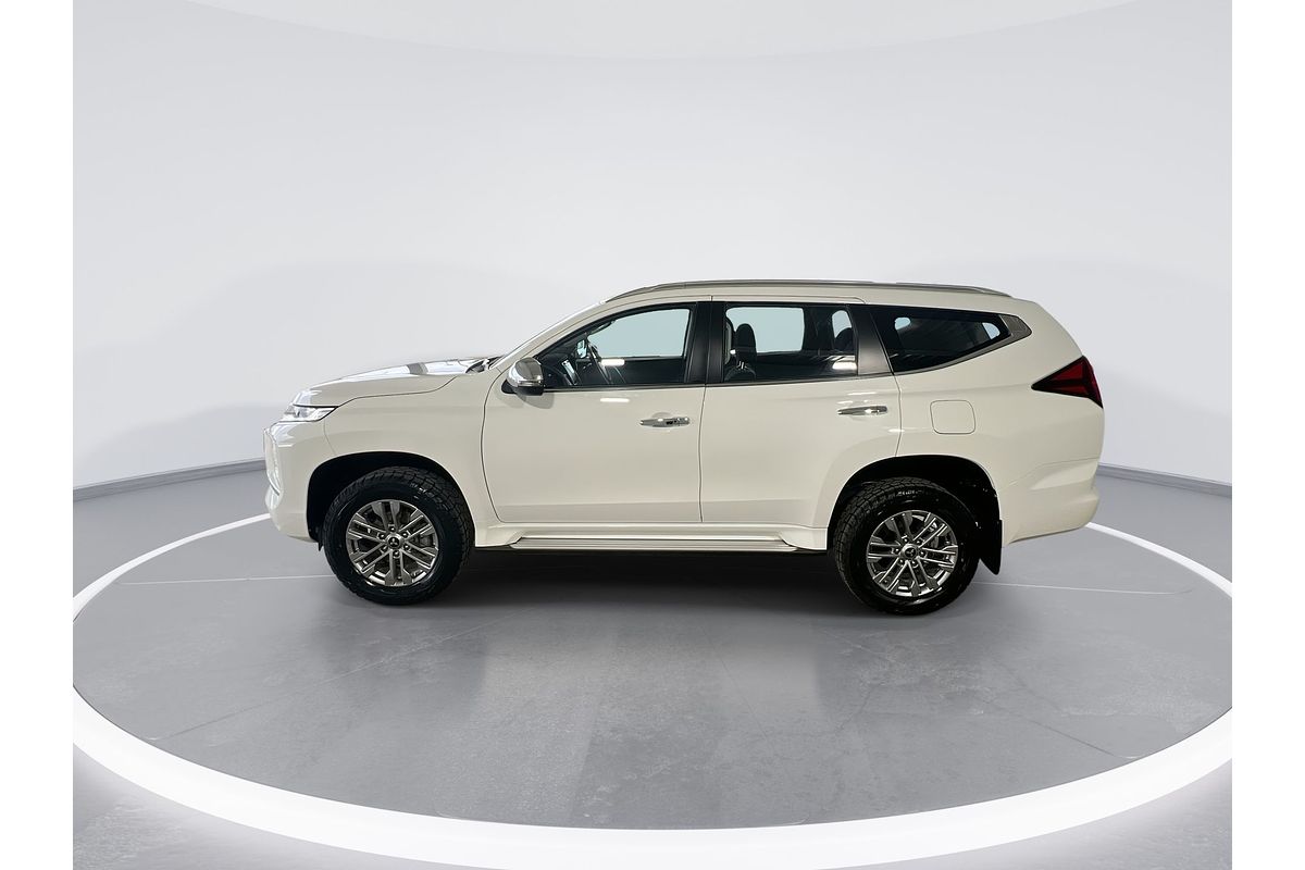 2022 Mitsubishi Pajero Sport GLX QF