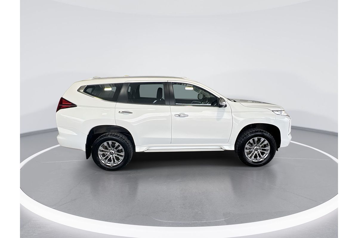 2022 Mitsubishi Pajero Sport GLX QF