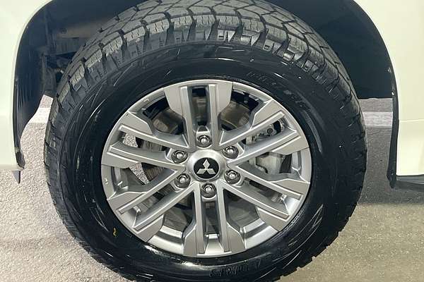 2022 Mitsubishi Pajero Sport GLX QF