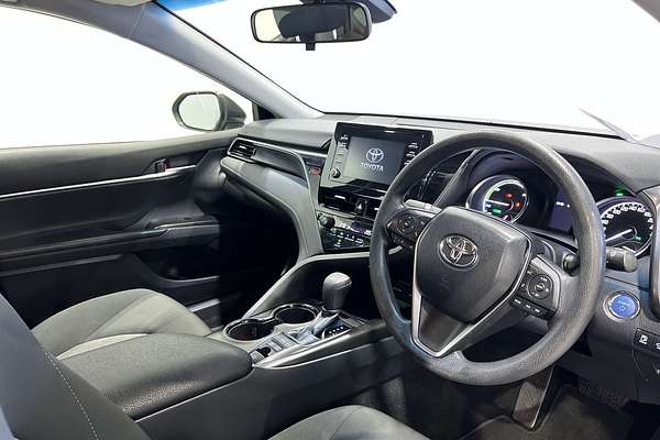 2024 Toyota Camry Ascent AXVH70R