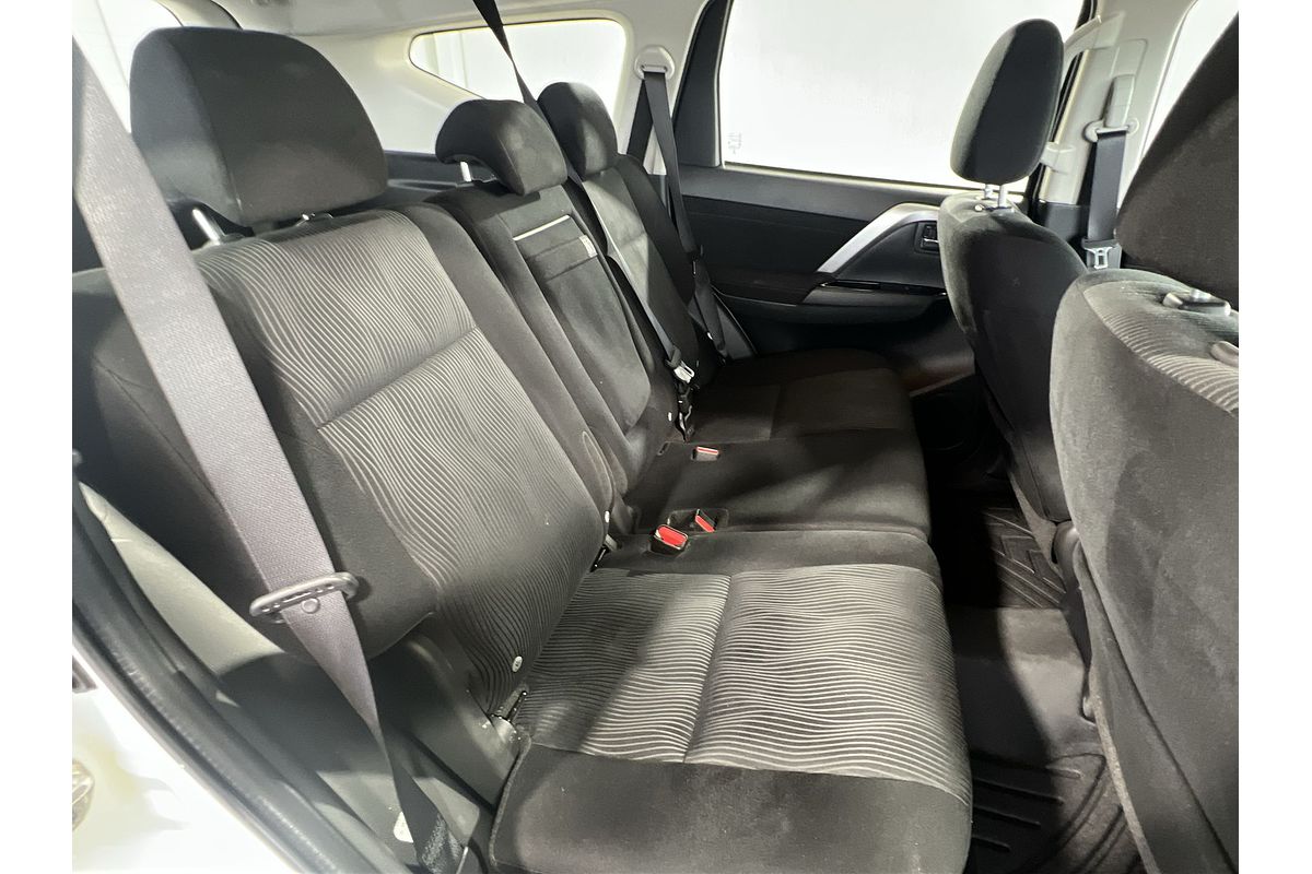 2022 Mitsubishi Pajero Sport GLX QF