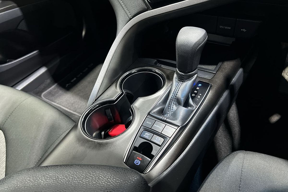 2024 Toyota Camry Ascent AXVH70R