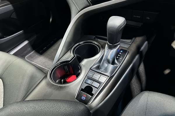 2024 Toyota Camry Ascent AXVH70R