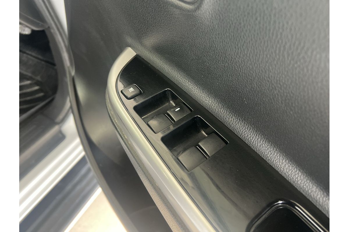 2018 Mitsubishi Triton GLS Premium MR 4X4