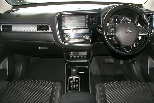 2016 Mitsubishi Outlander LS Safety Pack ZK