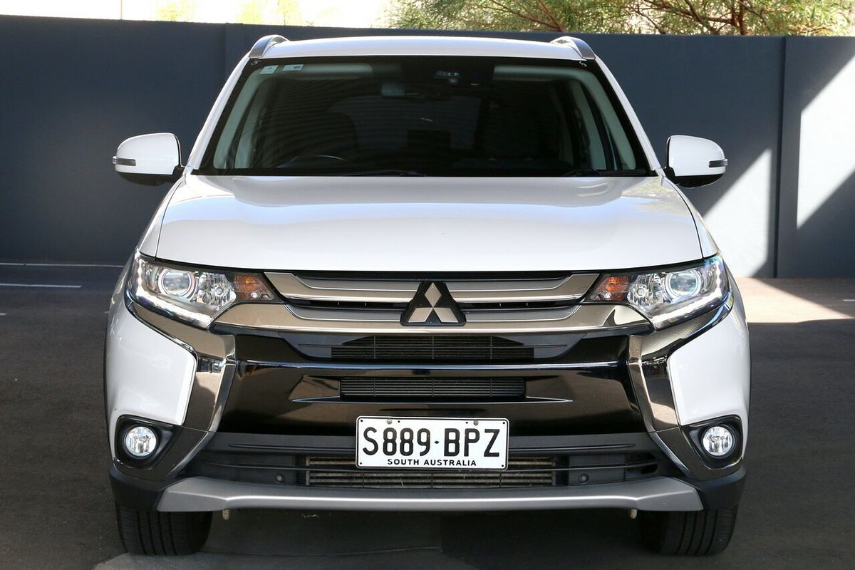 2016 Mitsubishi Outlander LS Safety Pack ZK