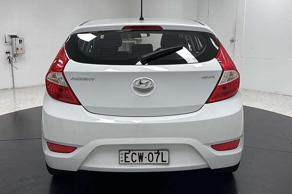2018 Hyundai Accent Sport RB6