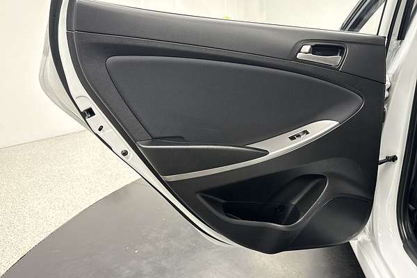 2018 Hyundai Accent Sport RB6