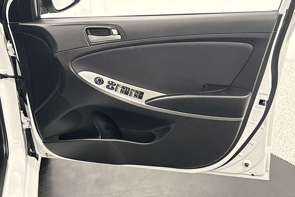 2018 Hyundai Accent Sport RB6