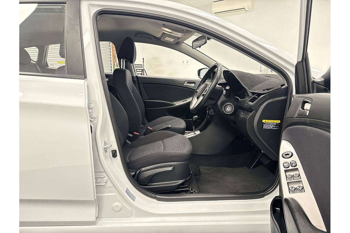 2018 Hyundai Accent Sport RB6