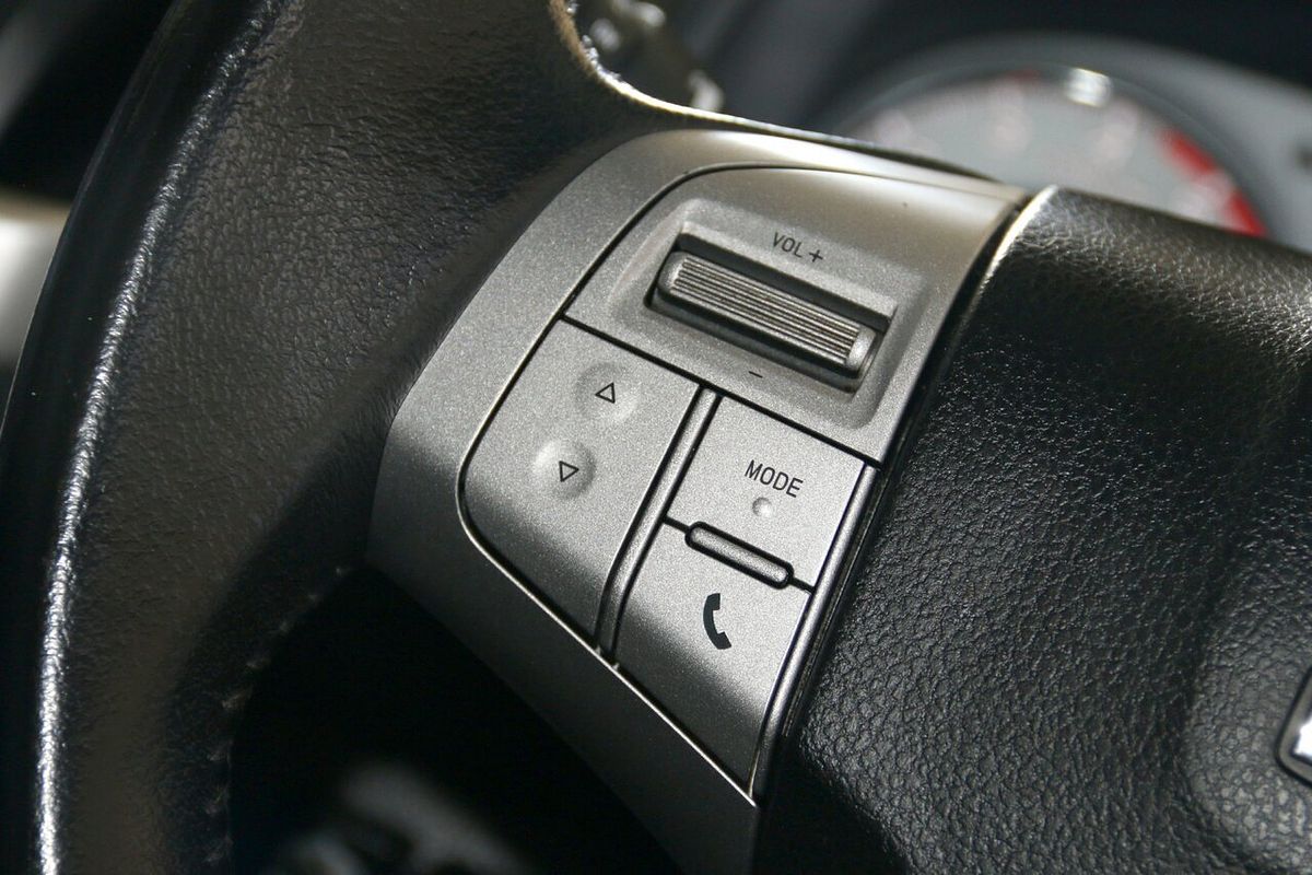 2016 Isuzu MU-X LS-U