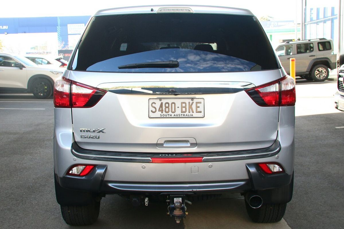 2016 Isuzu MU-X LS-U