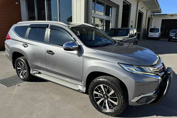 2016 Mitsubishi PAJERO SPORT GLS QE MY16