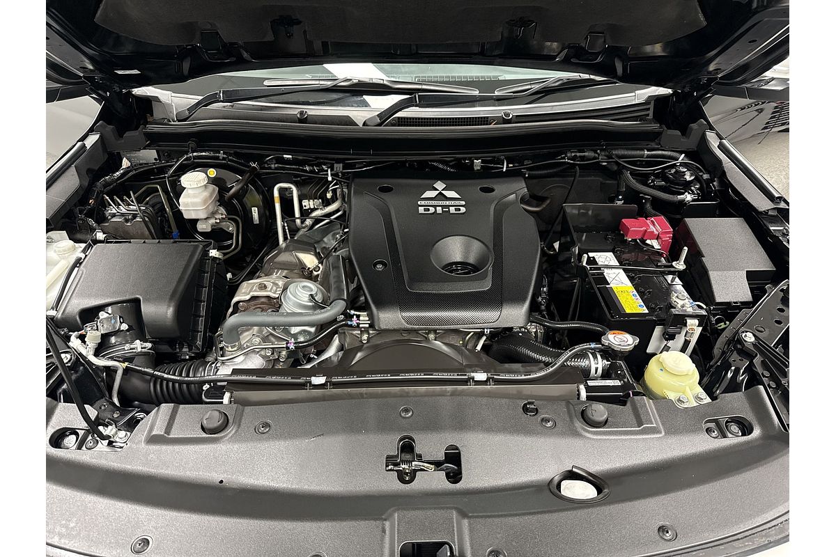 2022 Mitsubishi Pajero Sport Exceed QF