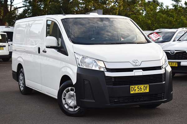 2022 Toyota Hiace GDH300R LWB