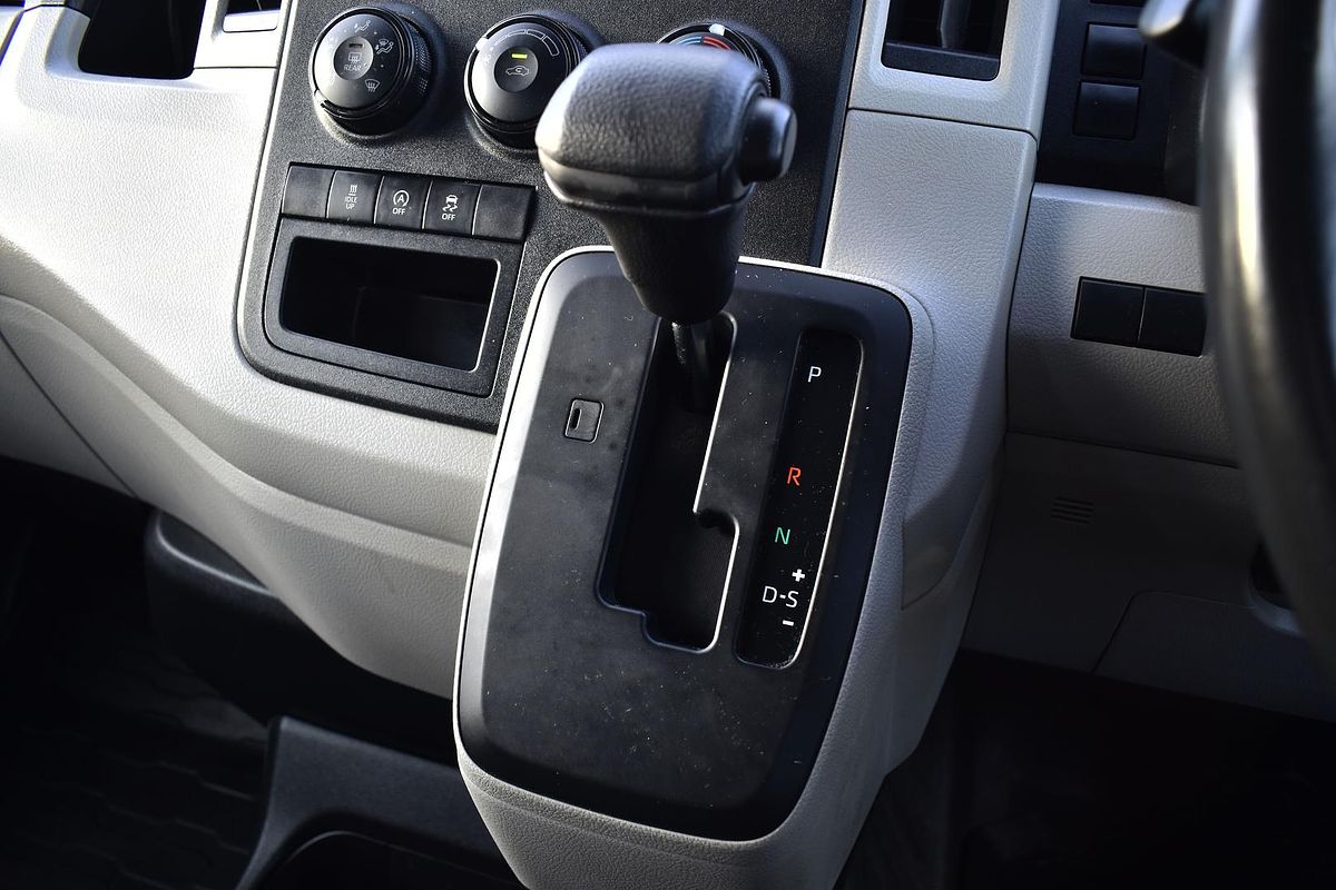 2022 Toyota Hiace GDH300R LWB
