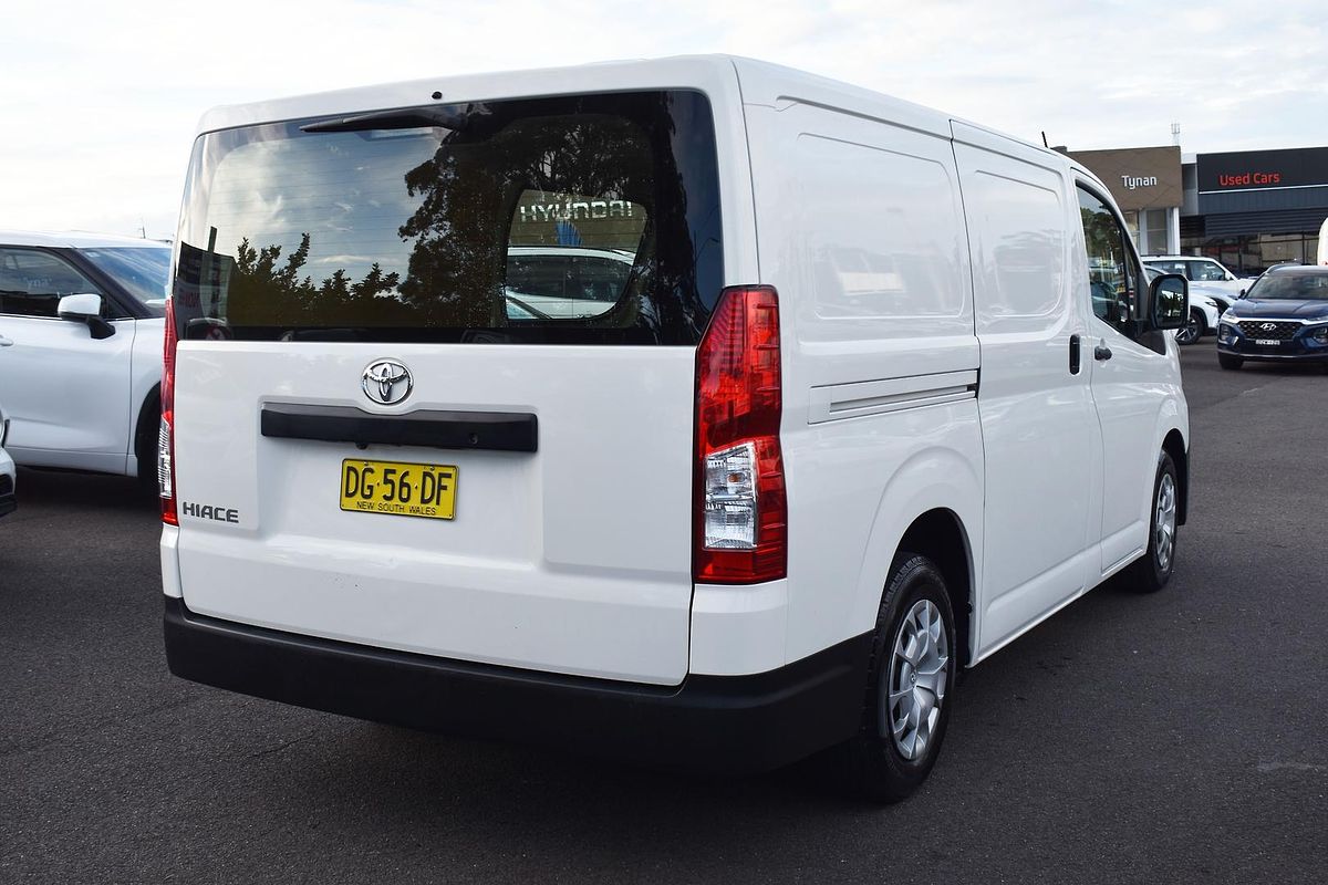 2022 Toyota Hiace GDH300R LWB