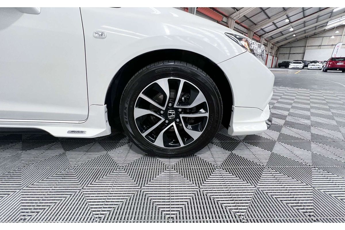 2015 Honda Civic VTi-S 9th Gen Ser II