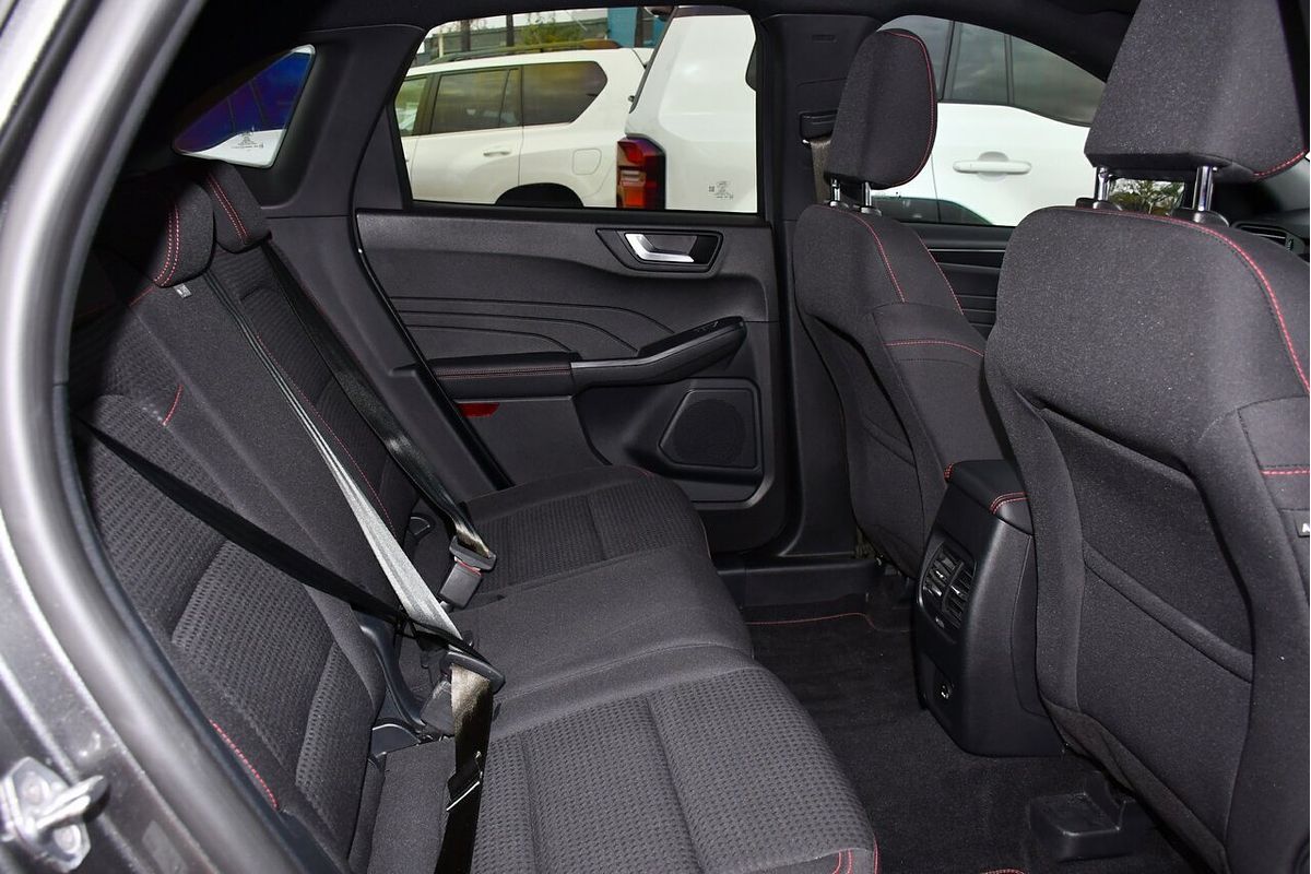 2022 Ford Escape ST-Line ZH