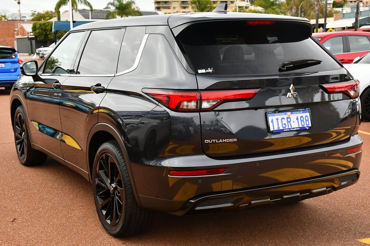 2024 Mitsubishi Outlander Black Edition ZM
