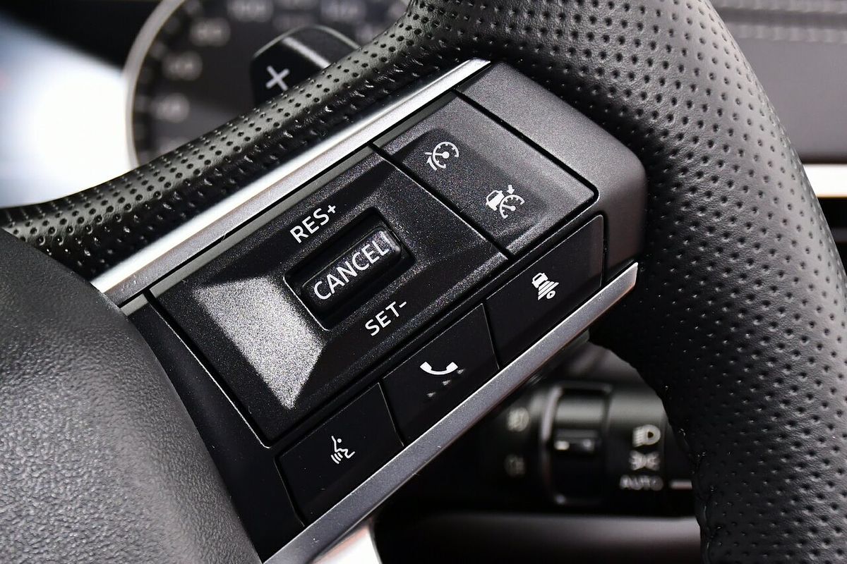 2024 Mitsubishi Outlander Black Edition ZM