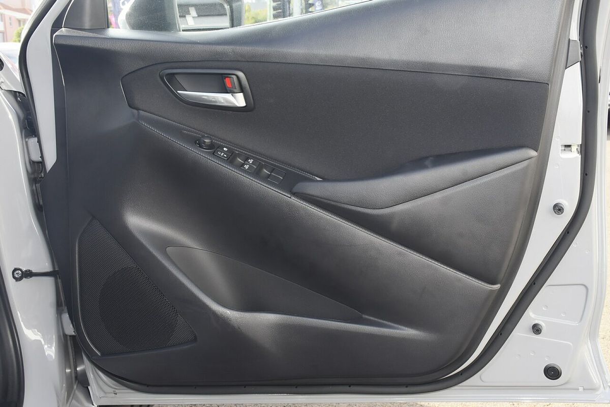 2024 Mazda 2 G15 Evolve DJ Series