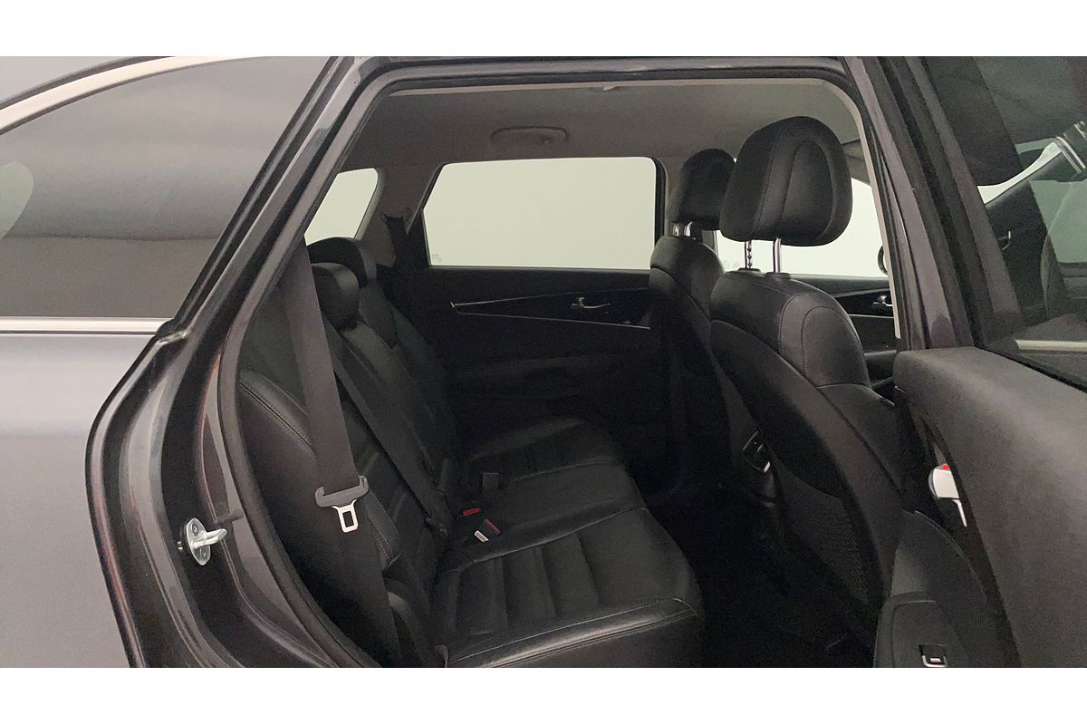 2016 Kia Sorento SLi UM