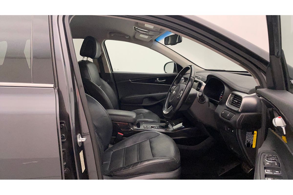 2016 Kia Sorento SLi UM